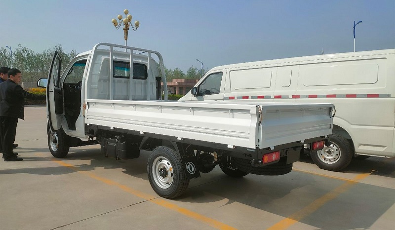 Khám phá tổng quan về xe tải Dunine 990kg