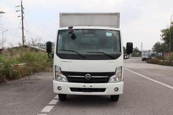 XE TẢI NISSAN NS350 THÙNG KÍN 3.5 TẤN